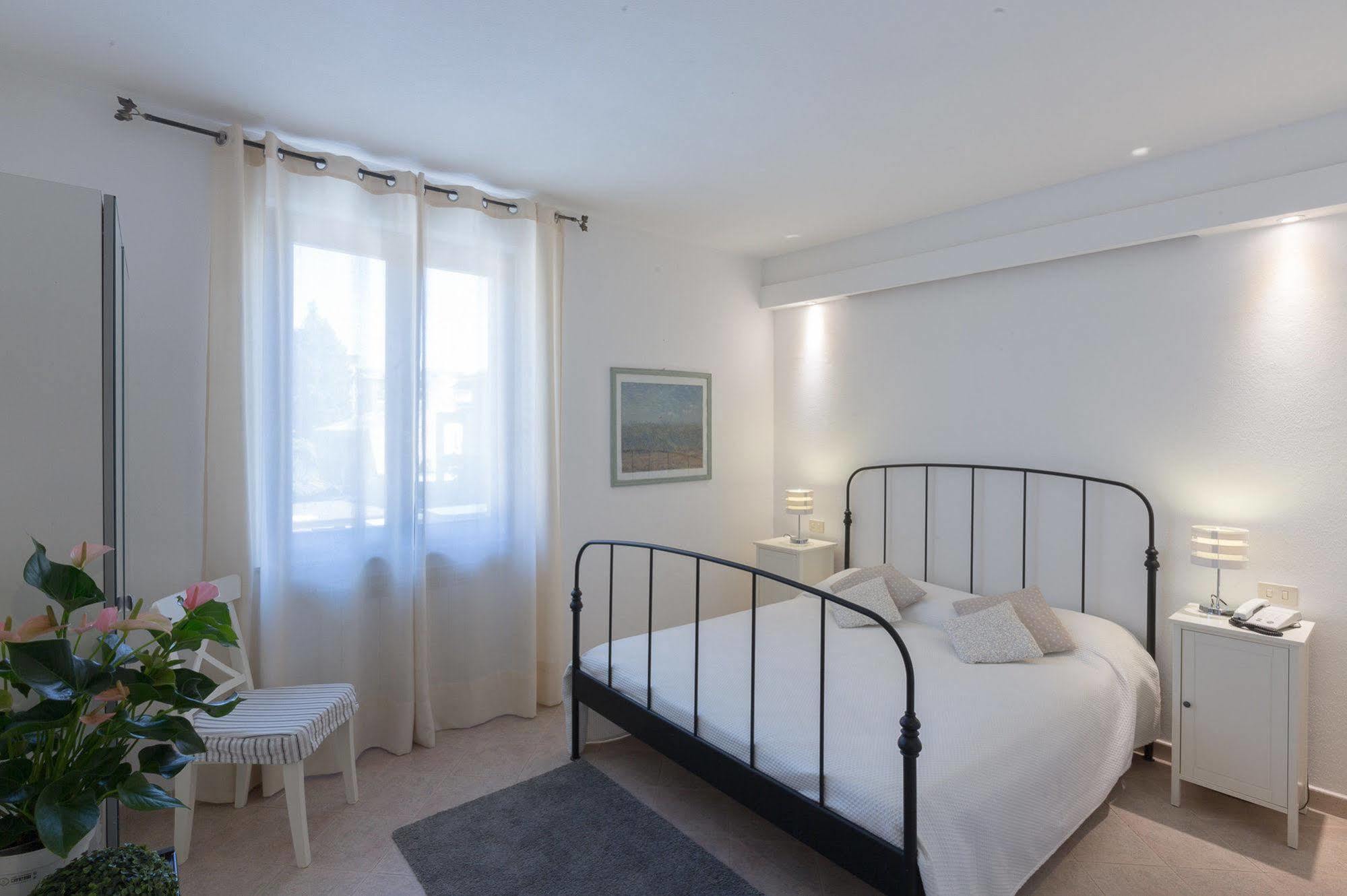 Albergo Al Castello Gavi Ngoại thất bức ảnh
