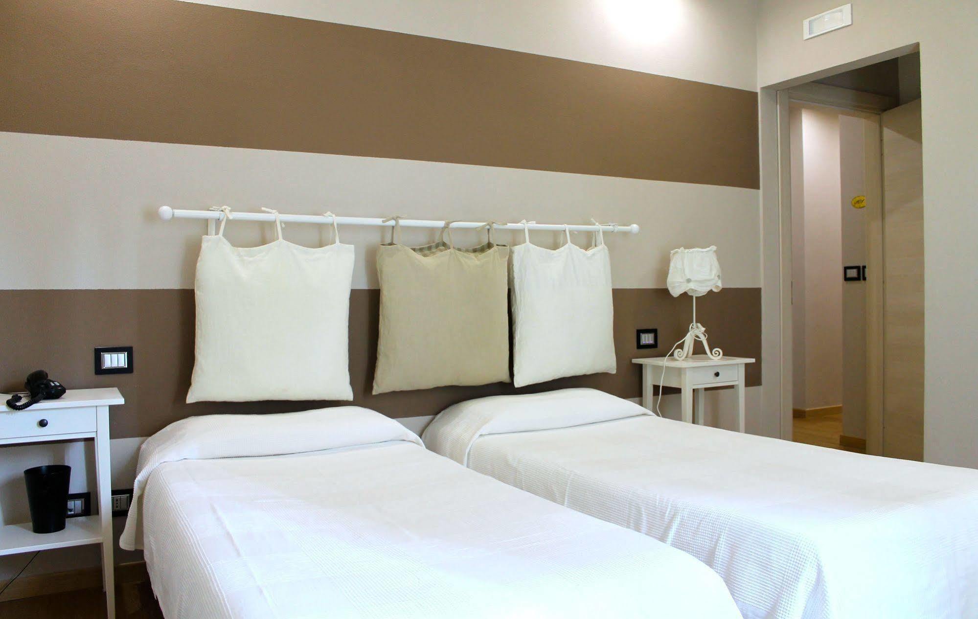 Albergo Al Castello Gavi Ngoại thất bức ảnh